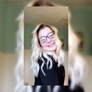 Meet your Posher, Jasmine